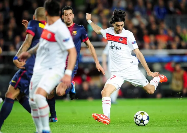 Pastore «<span style="font-size:50%"> </span>cœur avec les doigts<span style="font-size:50%"> </span>»