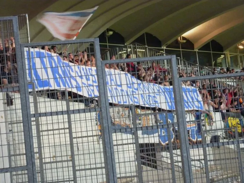 Photo : Montpelliérains et Bordelais solidaires