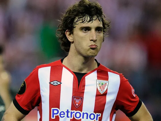 Amorebieta rejoint Fulham