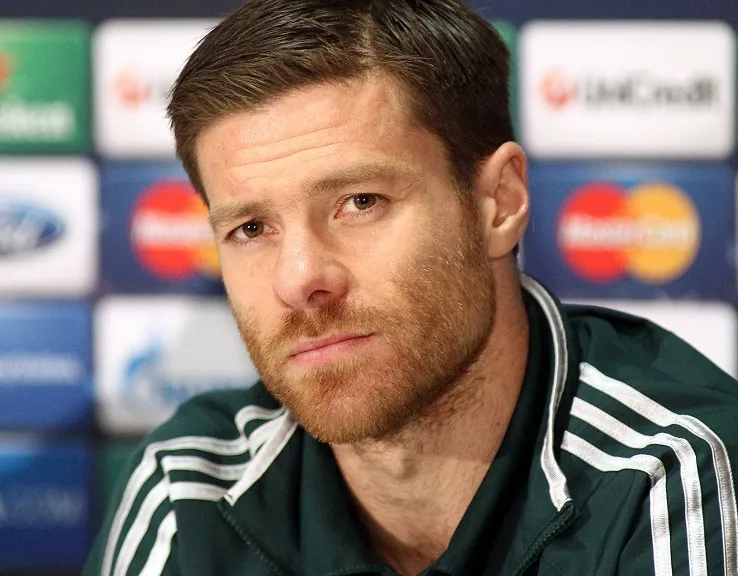 Papa Xabi Alonso parle transfert