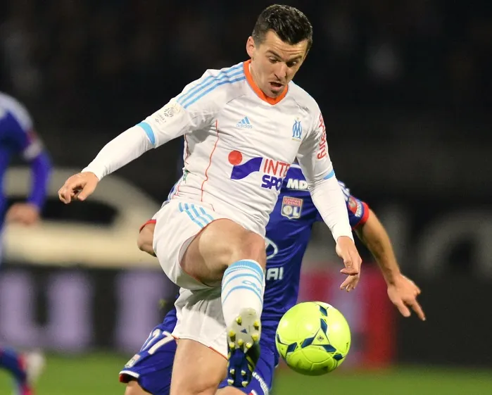 Barton retaille Pierre Ménès