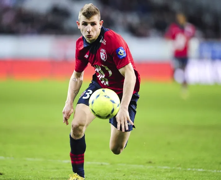Le Barça sur Lucas Digne