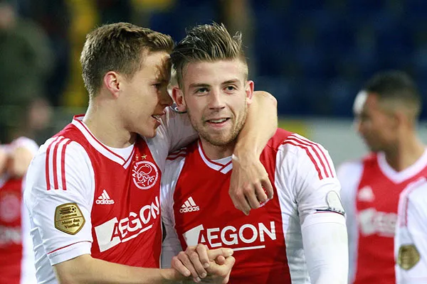 Ajax : plus que 3 points !
