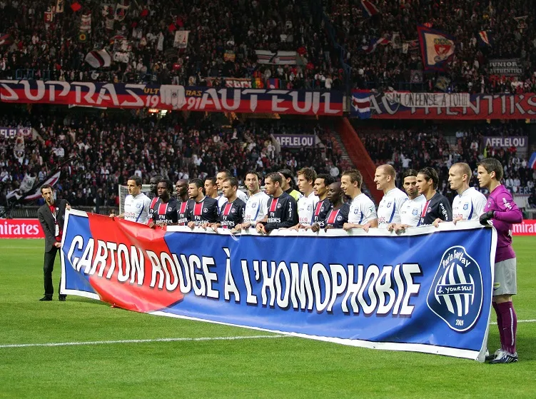 Le foot, sport homophobe