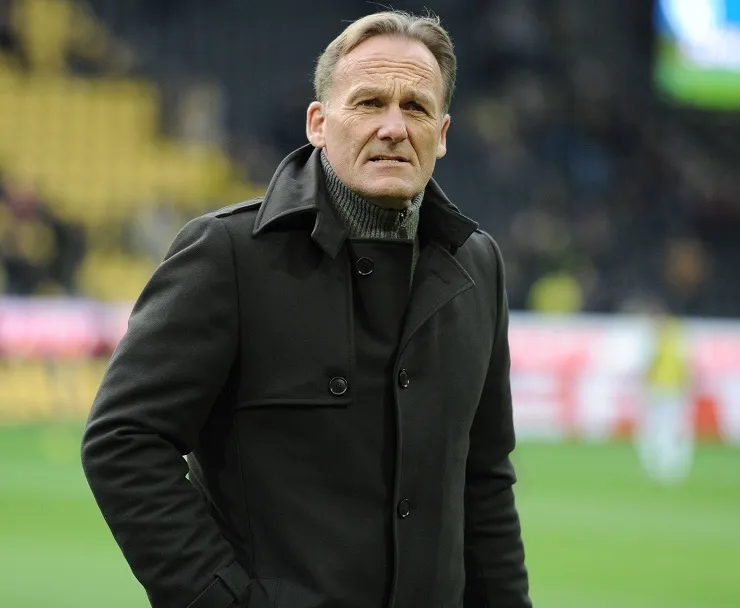 Le président du Borussia enfermé dans les WC