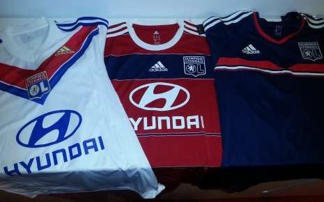 Photo : les nouveaux maillots de l&rsquo;OL