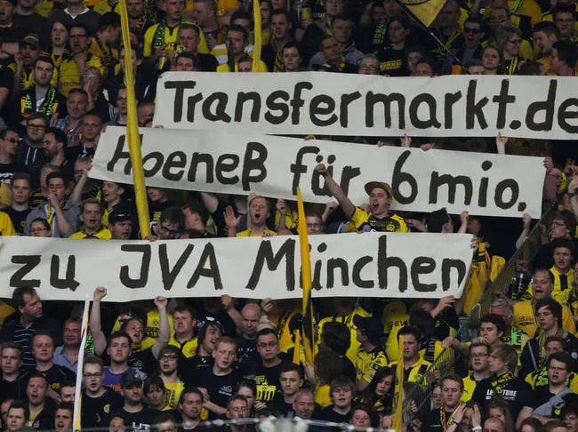 Photo : Dortmund taquine Hoeness