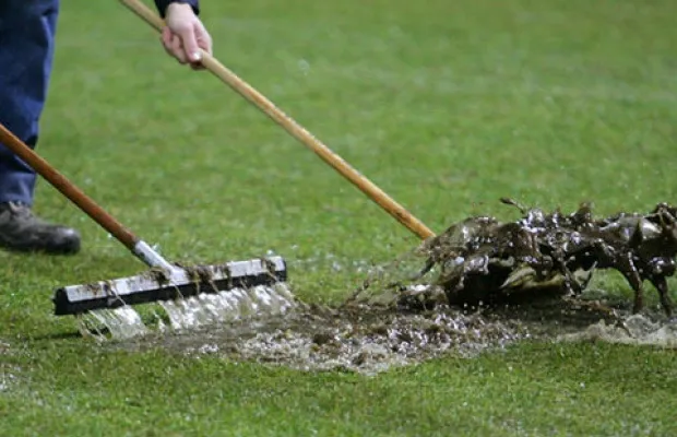 Troyes-Bordeaux reporté