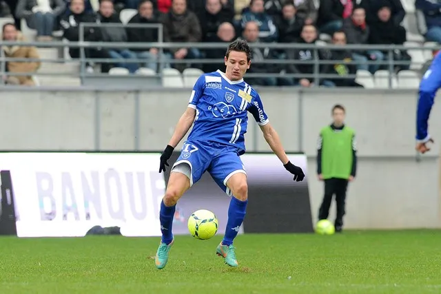 Ravanelli, papa corsica&#8230; Thauvin a perdu le nord&#8230;