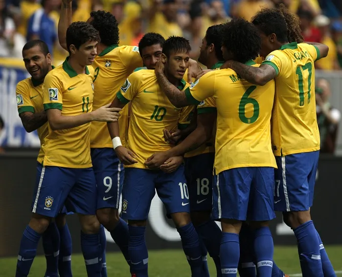 Neymar surclasse le Mexique