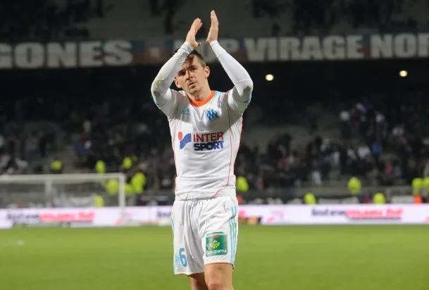 Barton vanne Peter Crouch