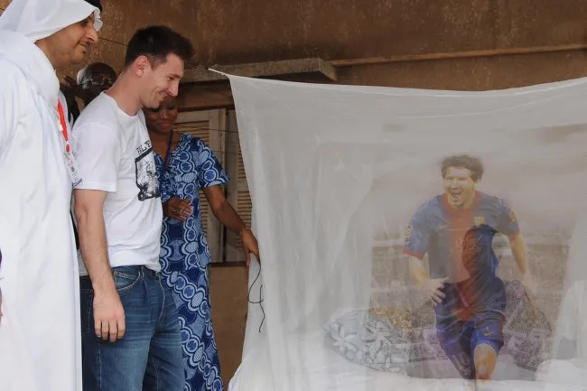 Photo : Messi lutte contre le palu