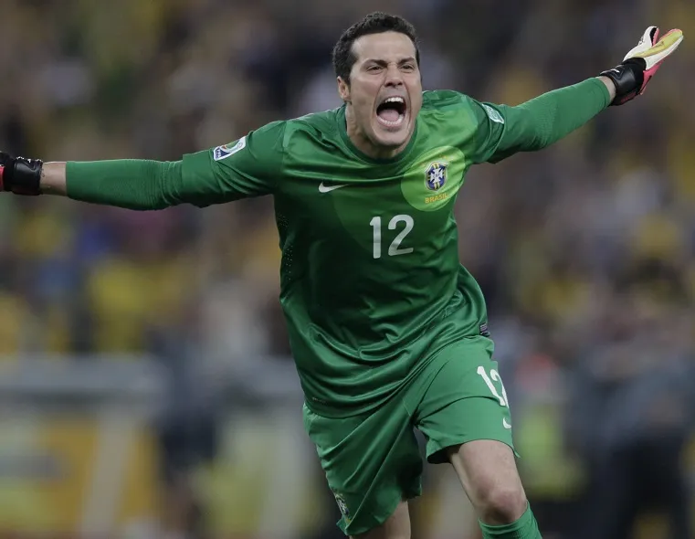 Le Barça aussi s&rsquo;intéresse à Júlio César