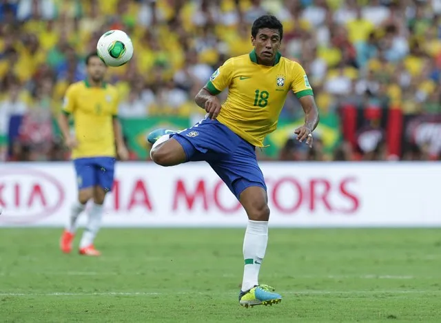 Paulinho à Tottenham