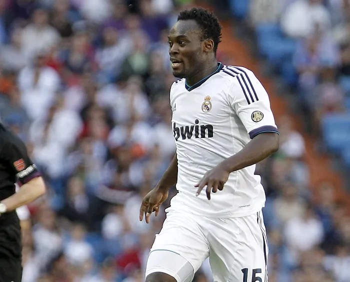 Essien va suivre papa Mourinho