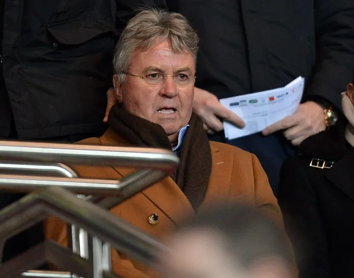 PSG: Guus Hiddink est à Paris