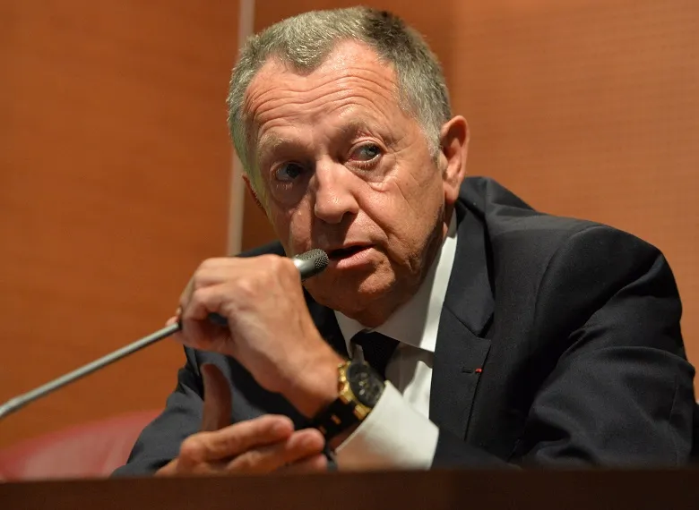 Aulas régale ses joueurs