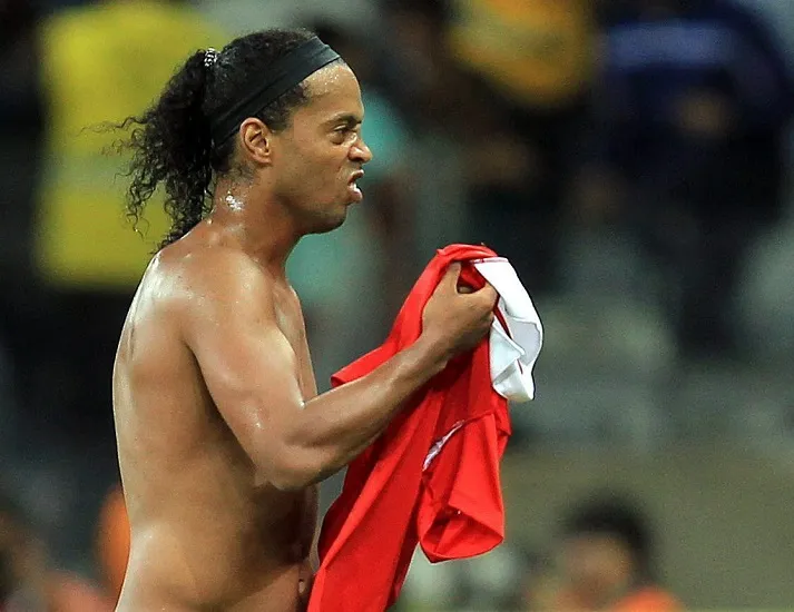 Finale Libertadores : Ronaldinho crucifié