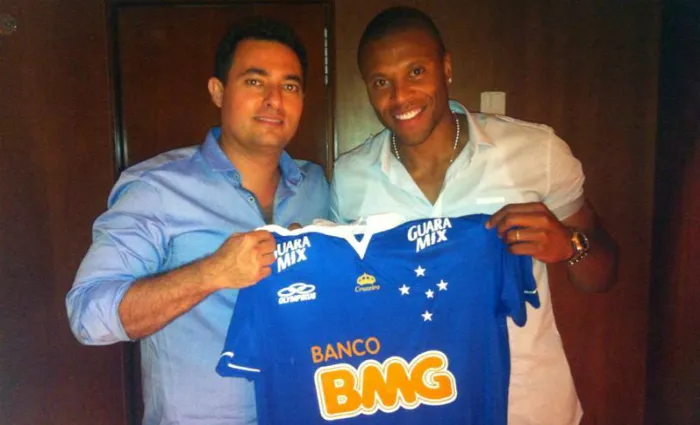 Photo : Julio Baptista rentre au bercail