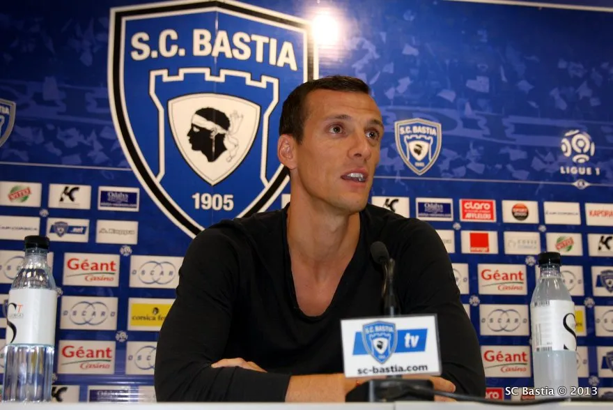 Squillaci : «<span style="font-size:50%">&nbsp;</span>Monaco aurait dû faire ça il y a longtemps<span style="font-size:50%">&nbsp;</span>»