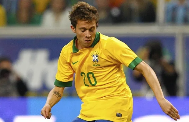 Bernard, entre Porto et Shakhtar