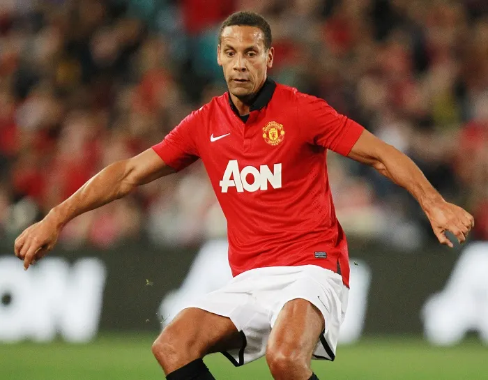 Rio Ferdinand contre le hawk-eye