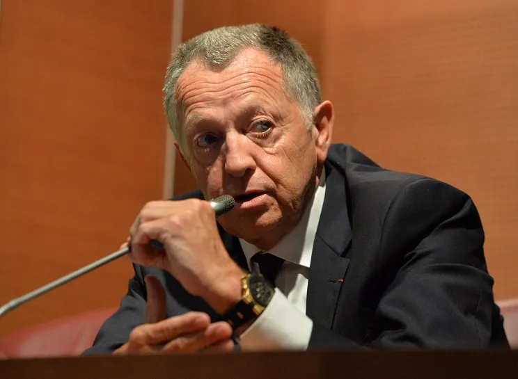 Gomis : Aulas porte plainte