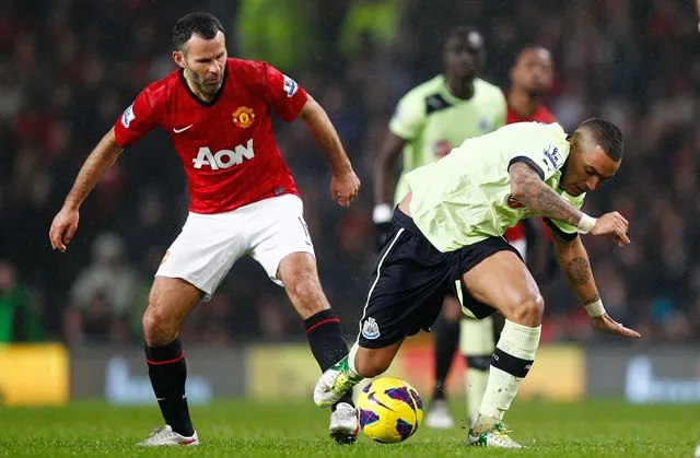 Giggs devient entraîneur-joueur