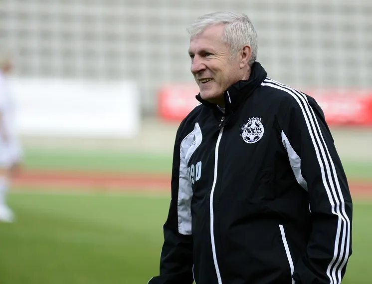 PSG : Fernandez se voit bien directeur sportif