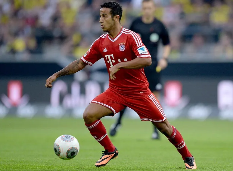 Thiago Alcántara out 2 mois