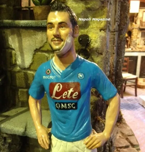 Photo : Higuain blessé, le santon