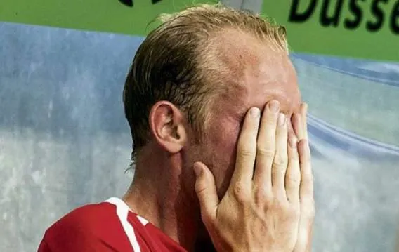 Photo: Levels en pleurs