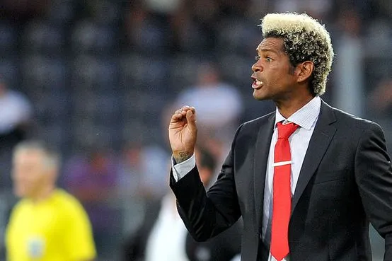 Photo : Abel Xavier entraineur