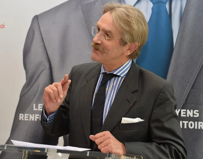 La Ligue 1 à 18 ?