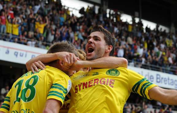 Lui, c’est Filip, et vous, vous êtes qui, putain ?