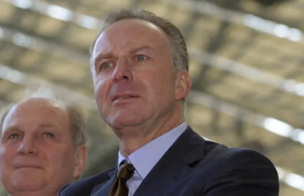 Zlatan : au tour de Rummenigge