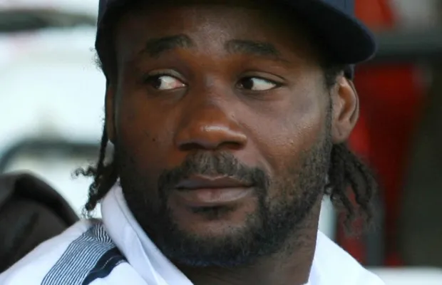 Chimbonda rebondit en D3 portugaise
