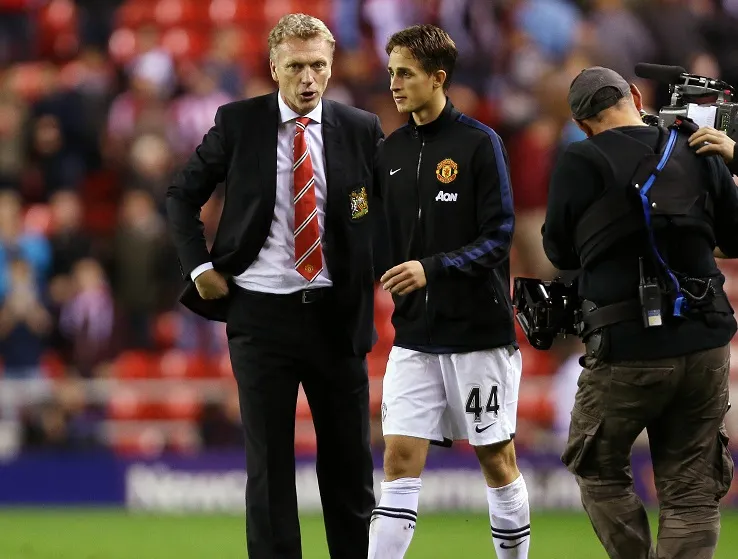 Januzaj dragué par les Three Lions