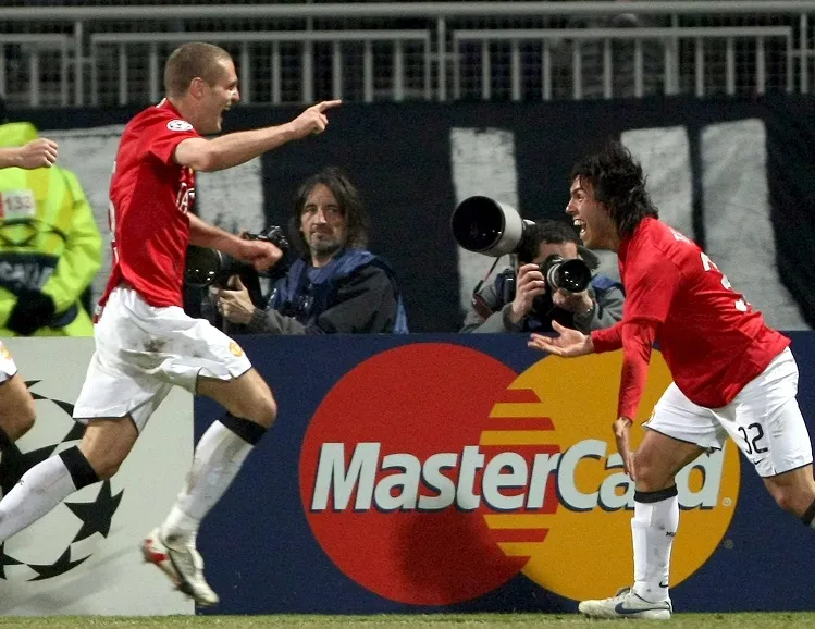 Tévez veut Vidic à la Juve