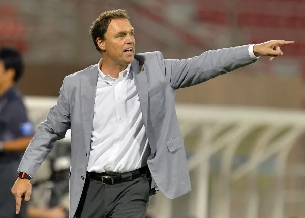 Australie : Osieck viré