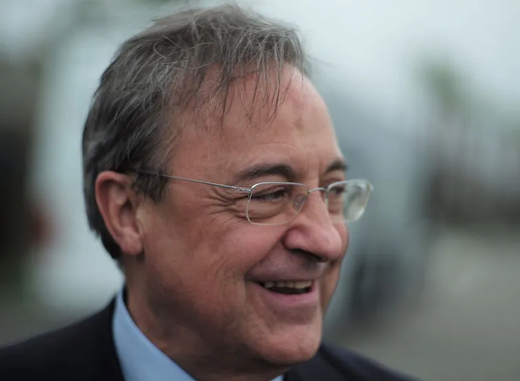 Pour le père d&rsquo;Özil, Pérez n&rsquo;a pas d&rsquo;honneur