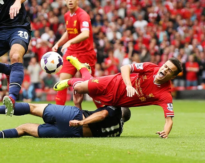 Coutinho out un mois