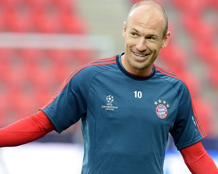 Paris vise des gros calibres au milieu