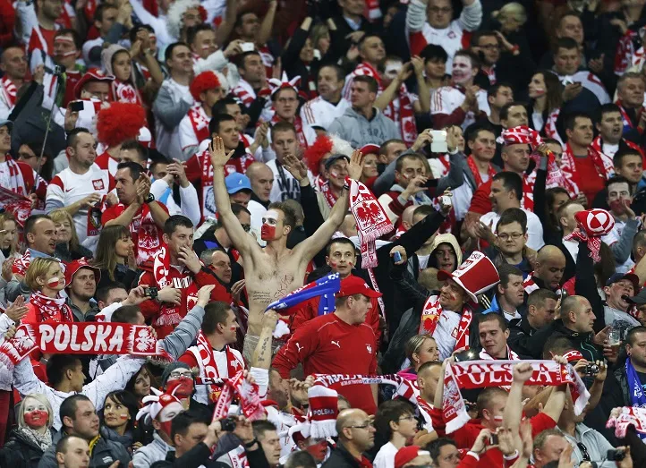 Les supporters polonais ne rigolent pas