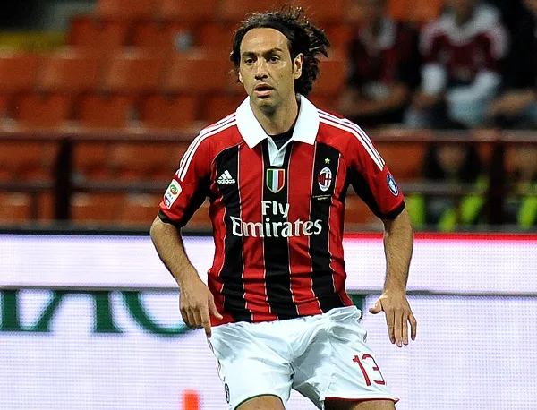 Nesta annonce sa retraite