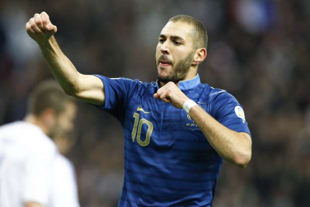 «<span style="font-size:50%"> </span>À juste titre<span style="font-size:50%"> </span>» spécial Football