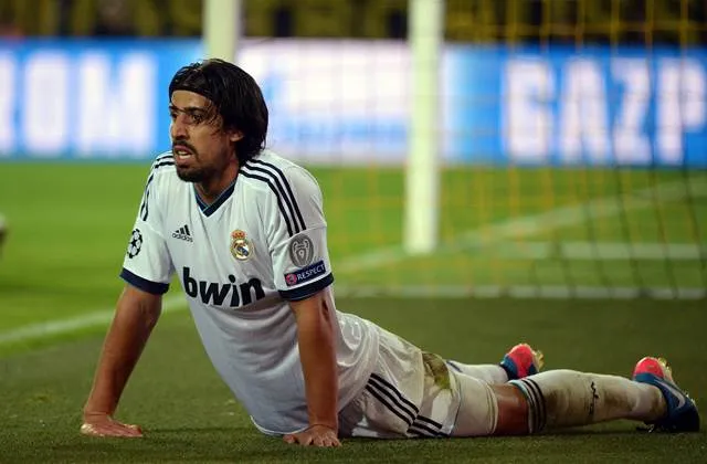 Khedira absent 6 mois