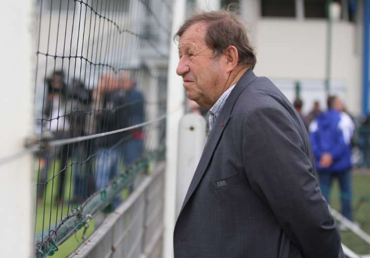 Guy Roux en veut à Koscielny