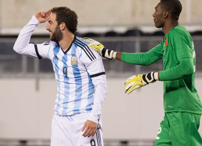 Higuaín furax envers la pelouse