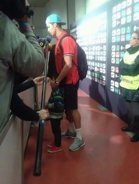 Photo : Le fils de Cristiano en zone mixte